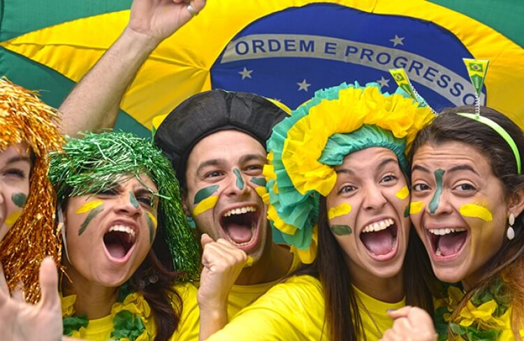 ​5 costumes brasileiros que os estrangeiros acham estranho